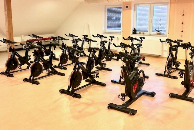 Indoor Cycling - Spin & Gym