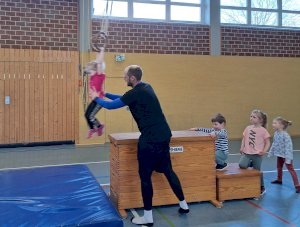 Kinderturnen2
