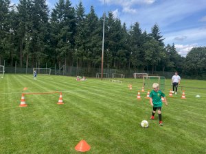 Ferienpass-Aktion: 60 Kinder machen DFB-Abzeichen