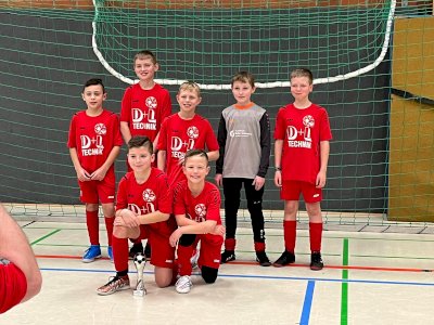 E1 holt den Pokal beim Hallenturnier in Darme