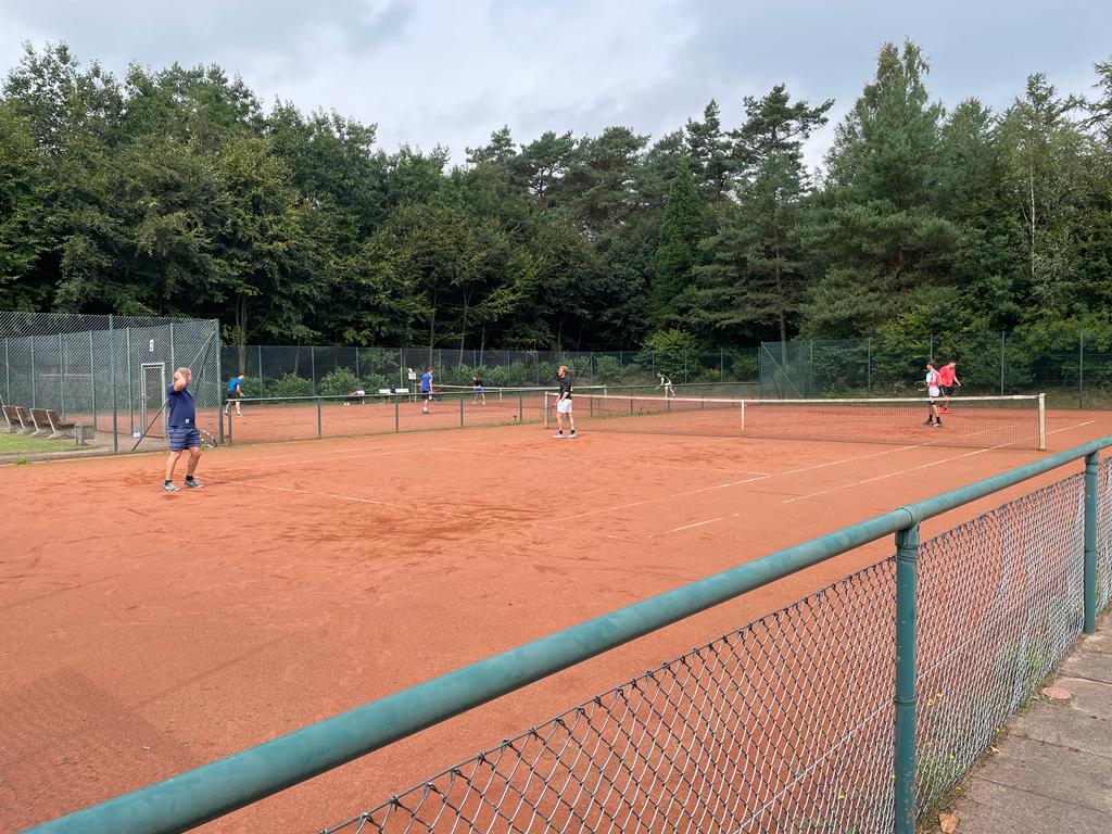 Nachbericht: Zweites LK-Turnier der Tennisabteilung