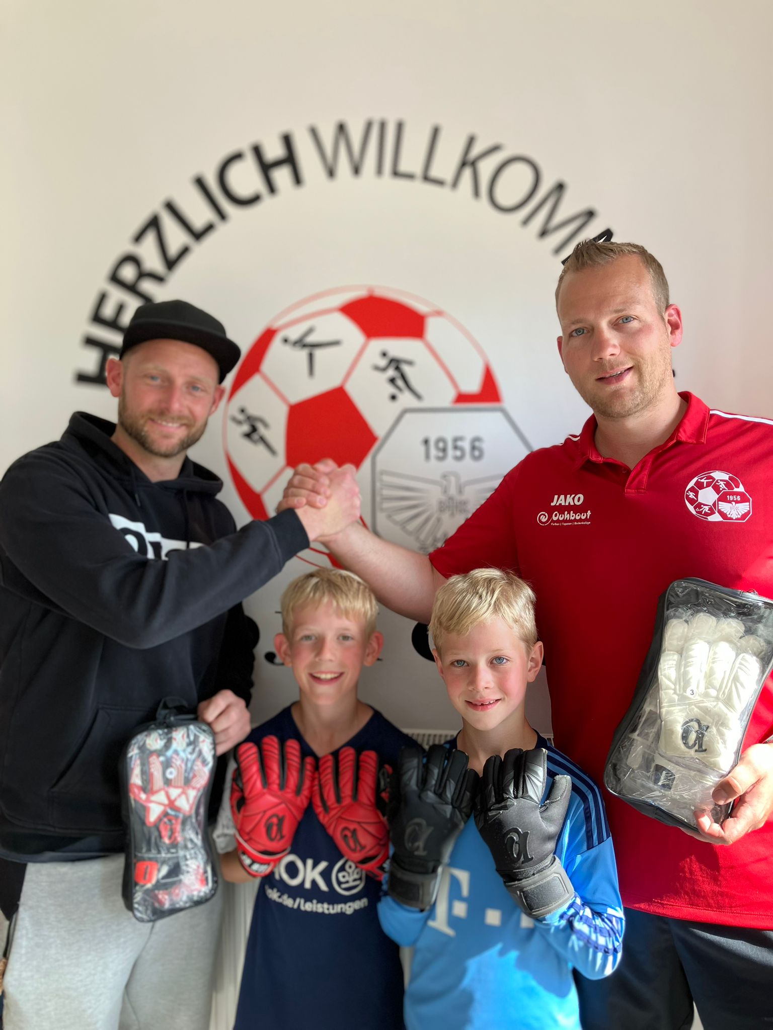 Octo One neuer Partner für Torwarthandschuhe